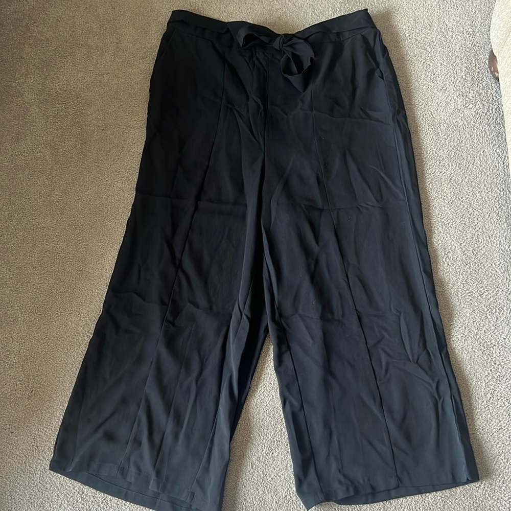 Ladies Wide Leg Pants!